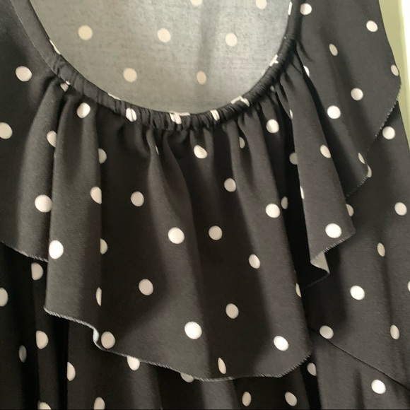 WHITE HOUSE BLACK MARKET Sleeveless Black Polka Dot Ruffle Top, Sz XS - Picture 3 of 8